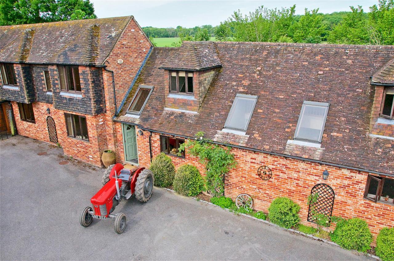 Northlands Farm - Old Farm Cottage チチェスター エクステリア 写真